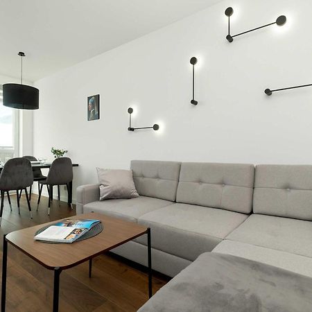 Stylowy Apartament Z Parkingiem Gdansk By Noclegi Renters Экстерьер фото